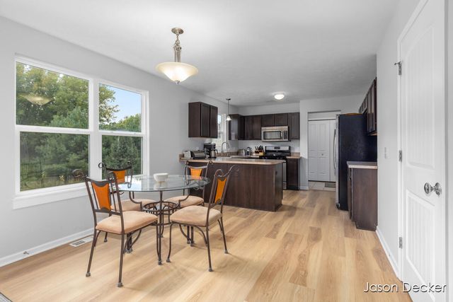 518 Orchard Drive, Rockford, MI 49341