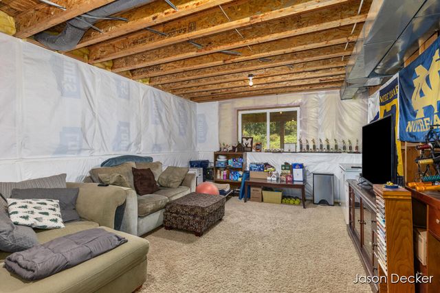 518 Orchard Drive, Rockford, MI 49341