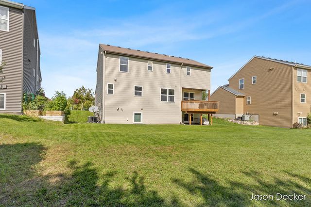 518 Orchard Drive, Rockford, MI 49341