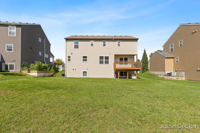518 Orchard Drive, Rockford, MI 49341