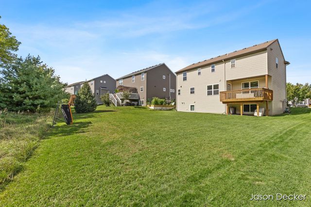 518 Orchard Drive, Rockford, MI 49341