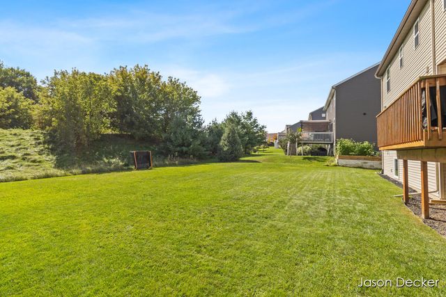 518 Orchard Drive, Rockford, MI 49341