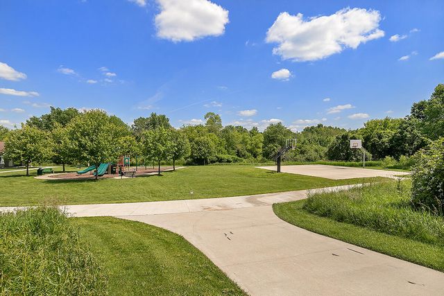 518 Orchard Drive, Rockford, MI 49341