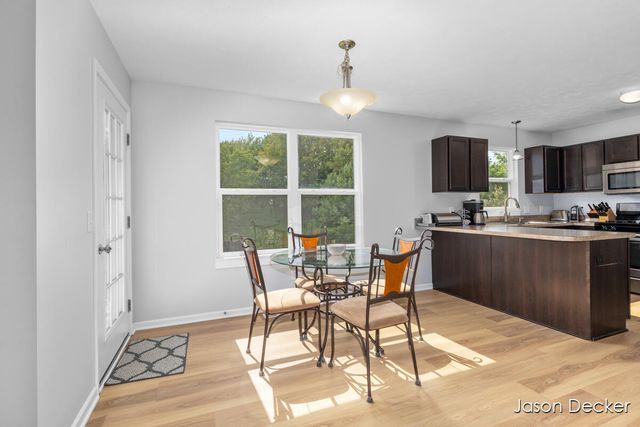 518 Orchard Drive, Rockford, MI 49341