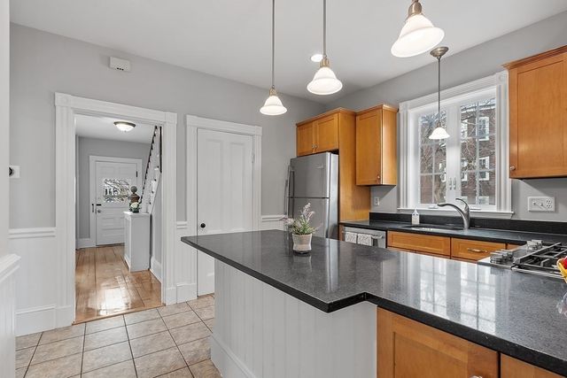 270 Poplar Street, Boston, MA 02131