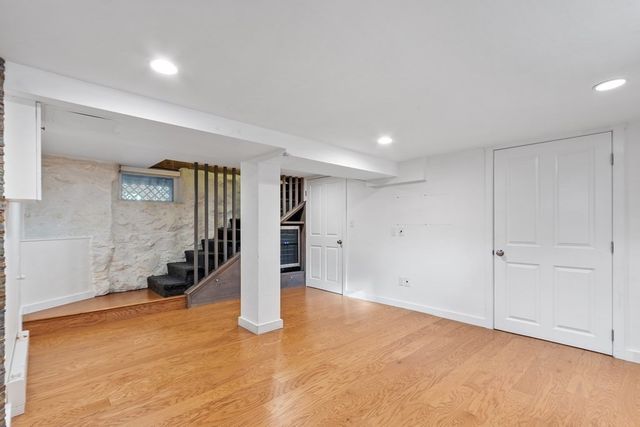 270 Poplar Street, Boston, MA 02131