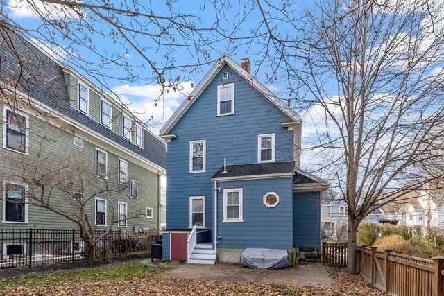 270 Poplar Street, Boston, MA 02131