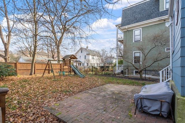 270 Poplar Street, Boston, MA 02131