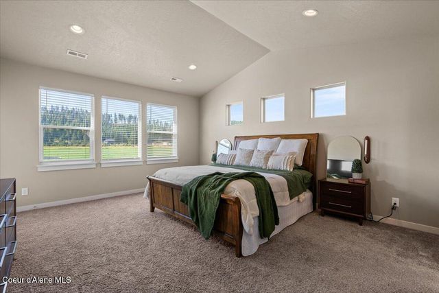 1974 KELSO LAKE RD, Athol, ID 83801