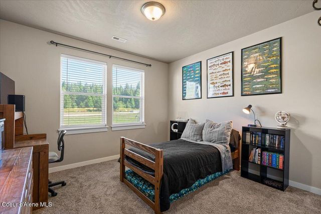 1974 KELSO LAKE RD, Athol, ID 83801