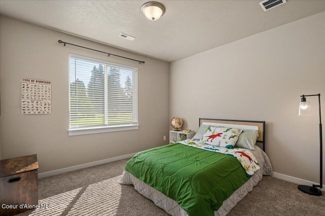1974 KELSO LAKE RD, Athol, ID 83801