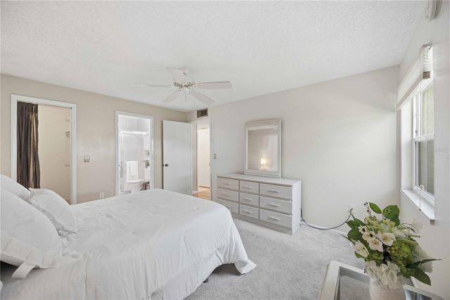 3259 BENEVA ROAD 101, Sarasota, FL 34232