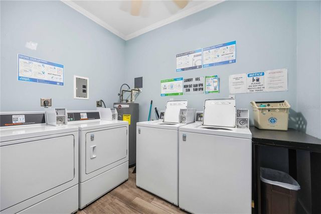 3259 BENEVA ROAD 101, Sarasota, FL 34232