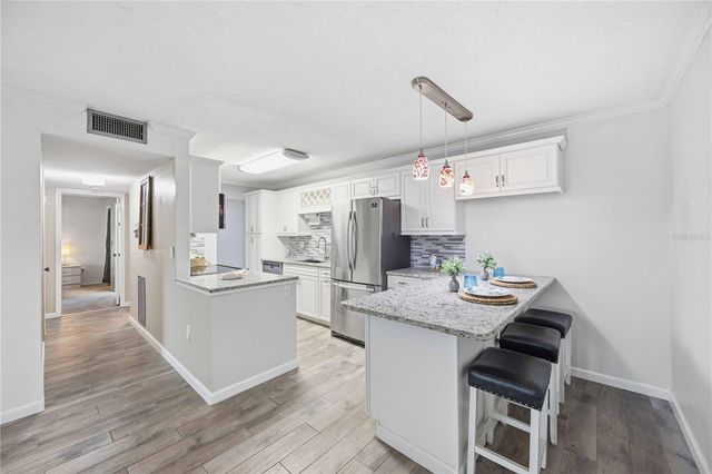 3259 BENEVA ROAD 101, Sarasota, FL 34232