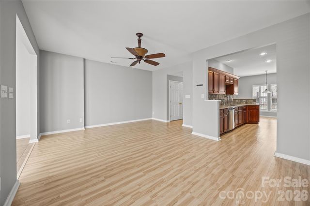 4219 Coulter Crossing, Charlotte, NC 28213