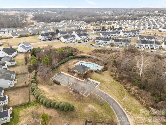 4219 Coulter Crossing, Charlotte, NC 28213