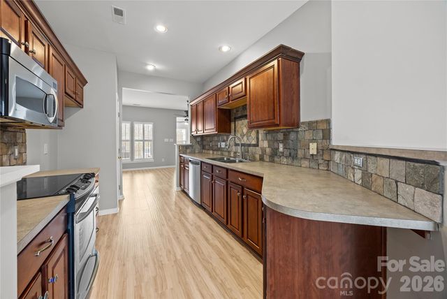 4219 Coulter Crossing, Charlotte, NC 28213