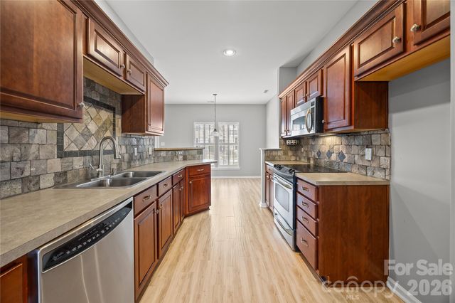 4219 Coulter Crossing, Charlotte, NC 28213