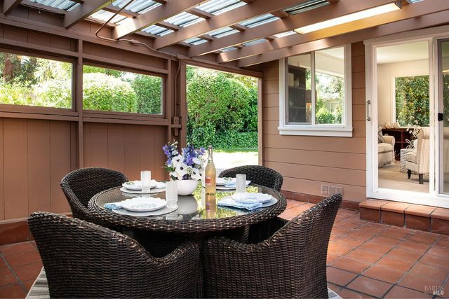 7949 Tocchini St, Sebastopol, CA 95472