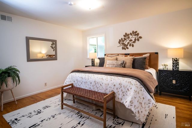 7949 Tocchini St, Sebastopol, CA 95472