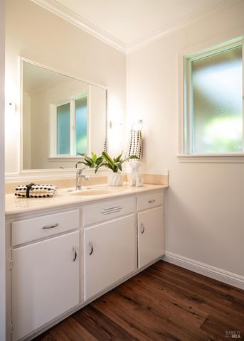 7949 Tocchini St, Sebastopol, CA 95472