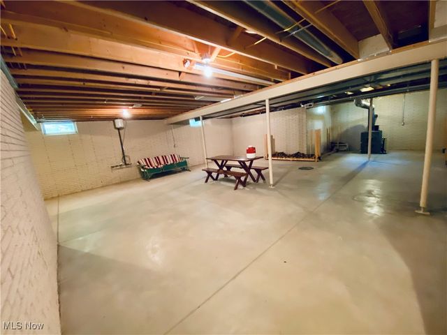 52814 NEW LONDON EASTERN Road, New London, OH 44851