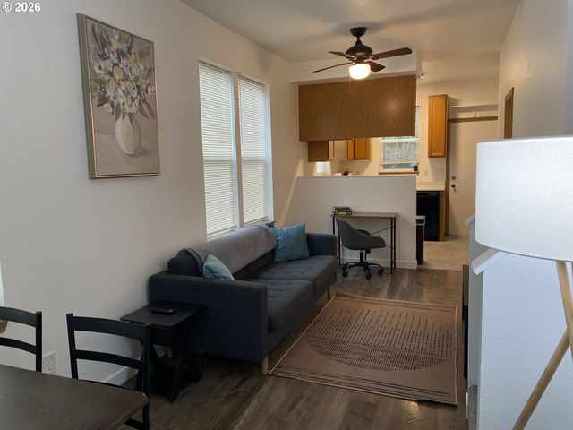 129 Se 8TH Ave, Hillsboro, OR 97123