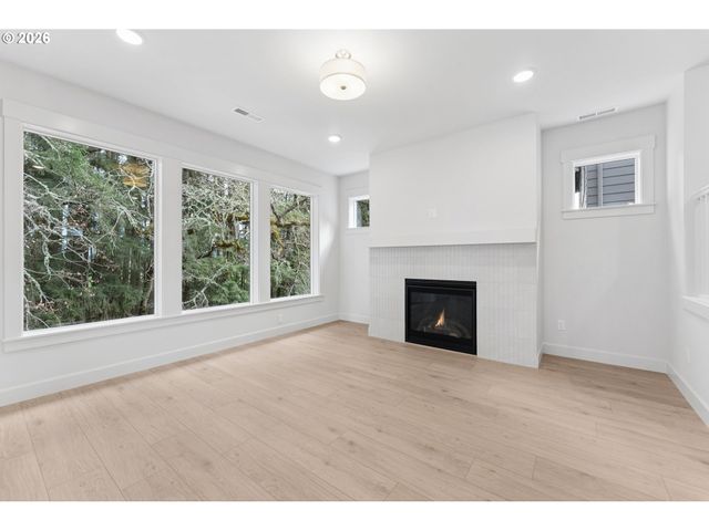 869 Butte Dr, Forest Grove, OR 97116