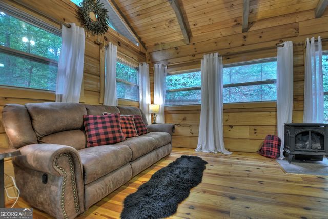 163 Chestnut Ridge Trail, Blue Ridge, GA 30513