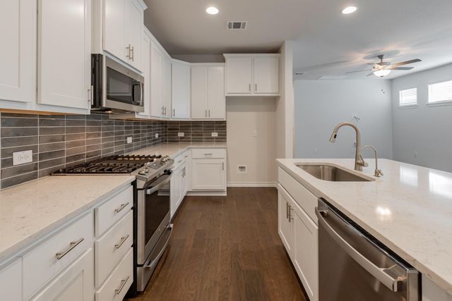 5302 Mulberry Grove LN 152, Austin, TX 78723