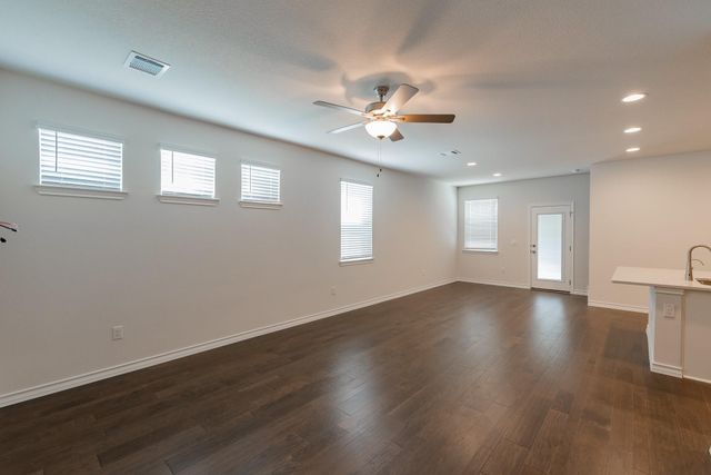 5302 Mulberry Grove LN 152, Austin, TX 78723