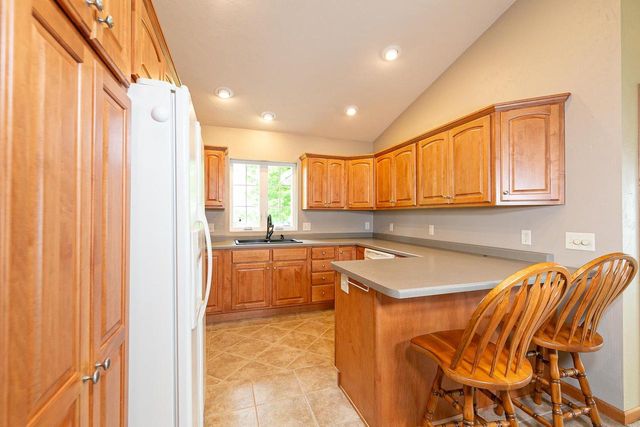 5545 W BROOKVIEW DRIVE, Appleton, WI 54913