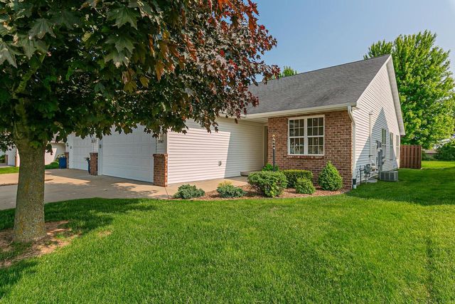 5545 W BROOKVIEW DRIVE, Appleton, WI 54913
