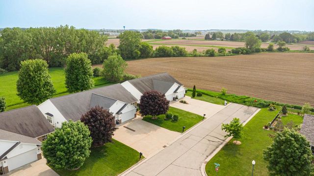 5545 W BROOKVIEW DRIVE, Appleton, WI 54913