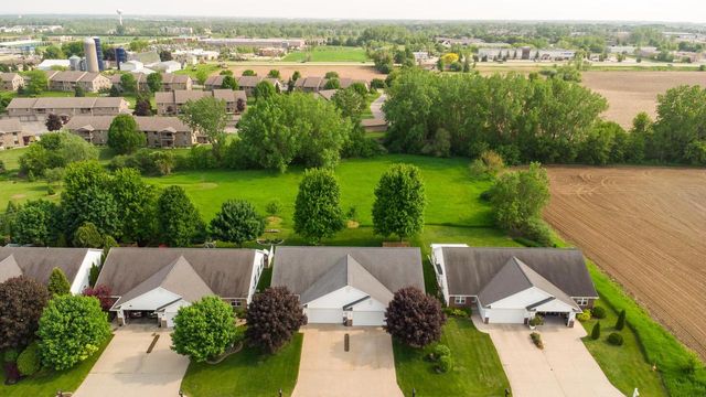 5545 W BROOKVIEW DRIVE, Appleton, WI 54913