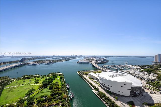 900 Biscayne Blvd 4205, Miami, FL 33132