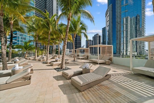 900 Biscayne Blvd 4205, Miami, FL 33132