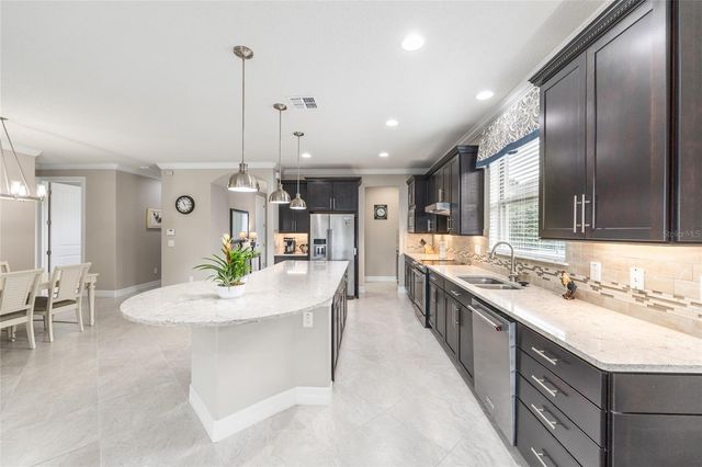 6824 SW 95TH CIRCLE, Ocala, FL 34481