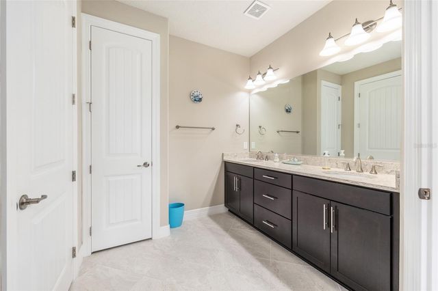 6824 SW 95TH CIRCLE, Ocala, FL 34481