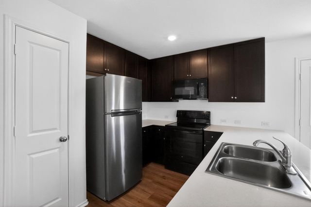 604 Marty Allen LOOP, Jarrell, TX 76537
