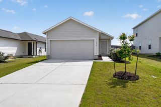 604 Marty Allen LOOP, Jarrell, TX 76537