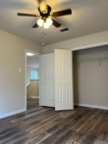 21650 Falvelsunset Court, Spring, TX 77388