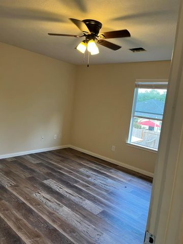 21650 Falvelsunset Court, Spring, TX 77388