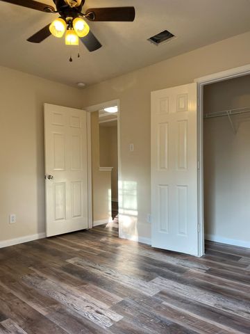 21650 Falvelsunset Court, Spring, TX 77388