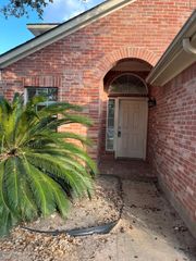 21650 Falvelsunset Court, Spring, TX 77388