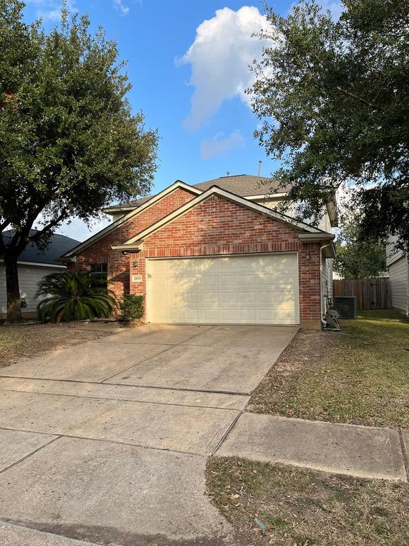 21650 Falvelsunset Court, Spring, TX 77388