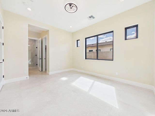 18024 W MONTEBELLO Avenue, Litchfield Park, AZ 85340