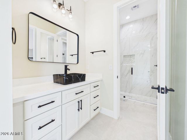 18024 W MONTEBELLO Avenue, Litchfield Park, AZ 85340