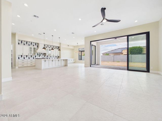 18024 W MONTEBELLO Avenue, Litchfield Park, AZ 85340