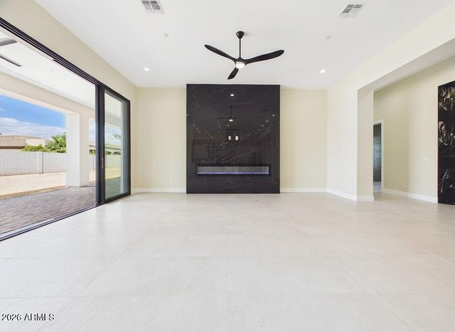 18024 W MONTEBELLO Avenue, Litchfield Park, AZ 85340